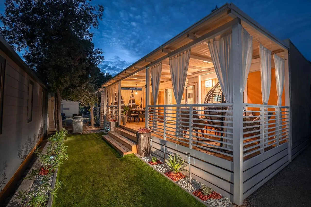 Glamour Mobile Home Biograd Na Moru 0*,